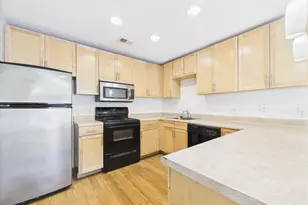 711 W 32nd St, Austin, TX 78705 - Photo 9