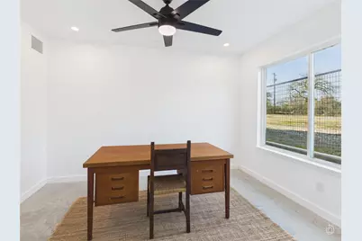 5912 Harold Court #105, Austin, TX 78721 - Photo 7