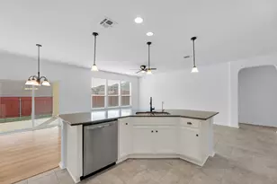 270 Apricot Dr, Kyle, TX 78640 - Photo 9