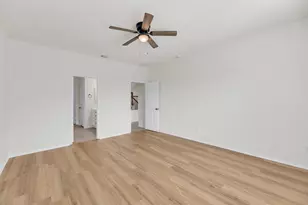 270 Apricot Dr, Kyle, TX 78640 - Photo 13