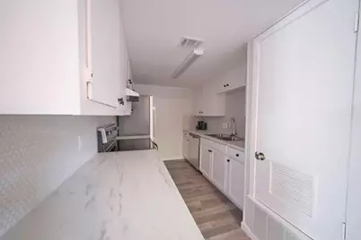 8616 Fireside Drive #B, Austin, TX 78757 - Photo 5