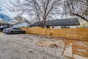 10506 Little Pebble Dr, Austin, TX 78758 - Photo 31