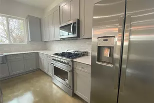 1916 Webberville Rd, Austin, TX 78721 - Photo 3