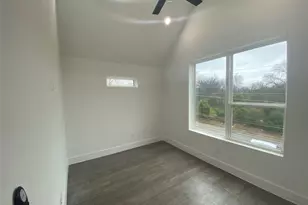 1916 Webberville Rd, Austin, TX 78721 - Photo 3