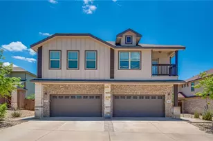 137 Lakeview Ct, Kyle, TX 78640 - Photo 1