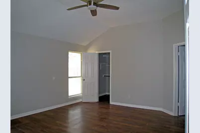 1010 Magnolia Cove, Buda, TX 78610 - Photo 11