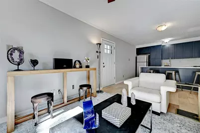 1304 Summit Street #101, Austin, TX 78741 - Photo 7