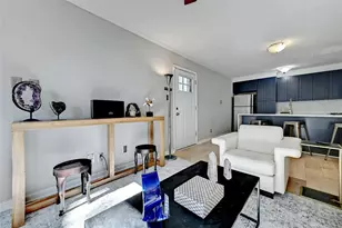 1304 Summit St, Austin, TX 78741 - Photo 7