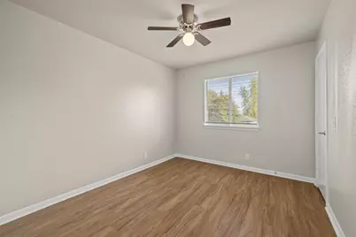 502 Garrett Court, Hutto, TX 78634 - Photo 21