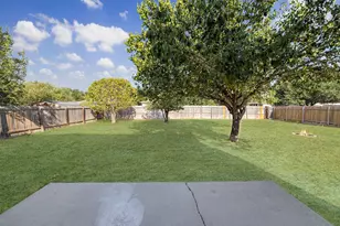 502 Garrett Ct, Hutto, TX 78634 - Photo 25
