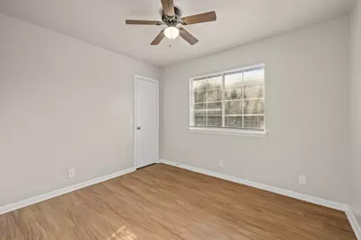 502 Garrett Court, Hutto, TX 78634 - Photo 19