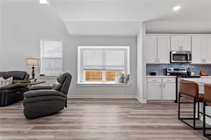 660 Pheasant Hill Dr, Georgetown, TX 78628 - Photo 17