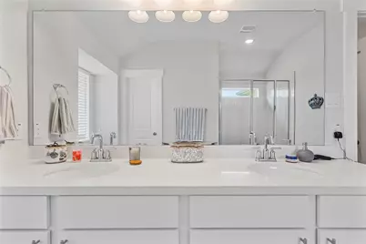 660 Pheasant Hill Drive, Georgetown, TX 78628 - Photo 23