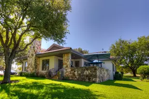 1924 Clubhouse Hill Dr, Spicewood, TX 78669 - Photo 25
