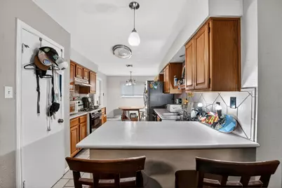 7113 Dallas Drive, Austin, TX 78729 - Photo 11