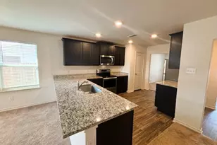 201 Sunnymeade Ln, Jarrell, TX 76537 - Photo 7