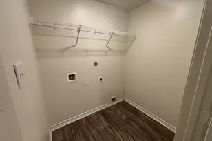 201 Sunnymeade Ln, Jarrell, TX 76537 - Photo 19