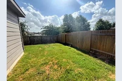 201 Sunnymeade Lane, Jarrell, TX 76537 - Photo 5