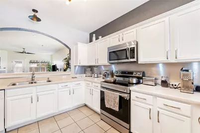 112 Flinn Street, Hutto, TX 78634 - Photo 9