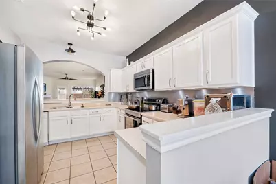 112 Flinn Street, Hutto, TX 78634 - Photo 7