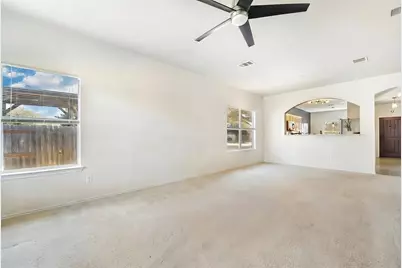 112 Flinn Street, Hutto, TX 78634 - Photo 5