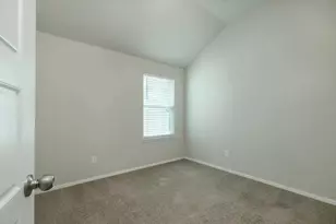 6045 Urbano Bnd, Round Rock, TX 78665 - Photo 9