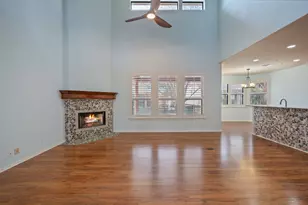 4229 John's Light Dr, Austin, TX 78727 - Photo 3