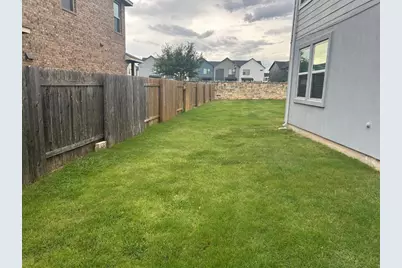 805 Vaughn Street, Georgetown, TX 78628 - Photo 23