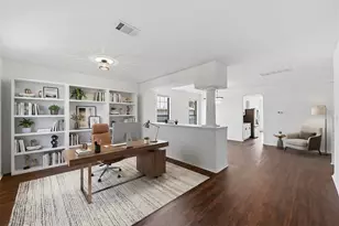 380 Apricot Dr, Kyle, TX 78640 - Photo 15