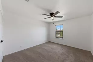 380 Apricot Dr, Kyle, TX 78640 - Photo 27