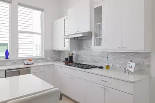 2715 Estonia Path, Austin, TX 78741 - Photo 9