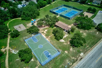 917 Woodhollow Lane, Cedar Park, TX 78613 - Photo 35