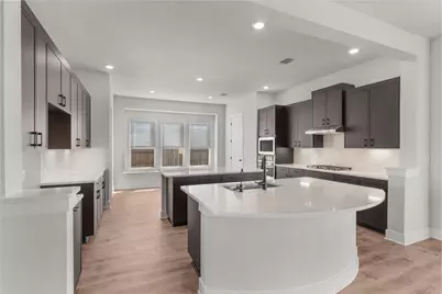 101 Golden Sage Avenue, Georgetown, TX 78633 - Photo 3