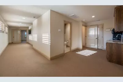 204 Overlook Court, Georgetown, TX 78628 - Photo 23