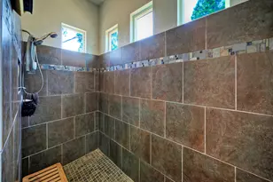 108 Pukoo Dr, Bastrop, TX 78602 - Photo 17