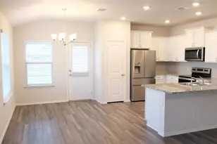 109 Gunther Way, Taylor, TX 76574 - Photo 5
