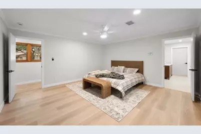 2710 Greenlawn Parkway, Austin, TX 78757 - Photo 15