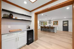 2710 Greenlawn Pkwy, Austin, TX 78757 - Photo 3