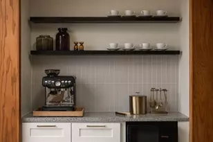 2710 Greenlawn Pkwy, Austin, TX 78757 - Photo 39