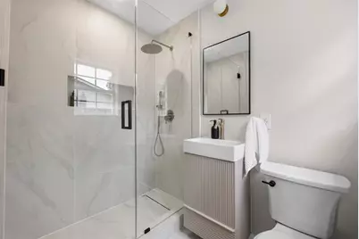 2710 Greenlawn Parkway, Austin, TX 78757 - Photo 23