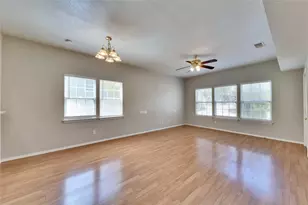 2201 E 18th St, Austin, TX 78702 - Photo 3