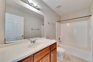 2201 E 18th St, Austin, TX 78702 - Photo 19