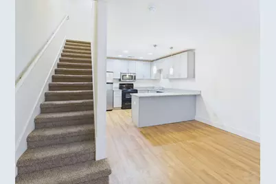 711 W 32nd Street #115, Austin, TX 78705 - Photo 11