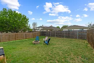 5220 Hutchinson Dr, Austin, TX 78723 - Photo 15