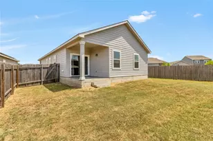 360 Bell Rings Dr, Jarrell, TX 76537 - Photo 23