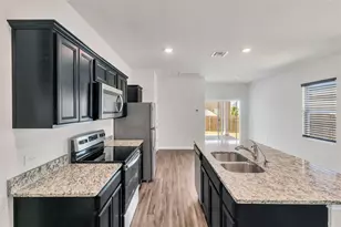 360 Bell Rings Dr, Jarrell, TX 76537 - Photo 17