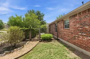 1701 McClannahan Dr, Austin, TX 78748 - Photo 27