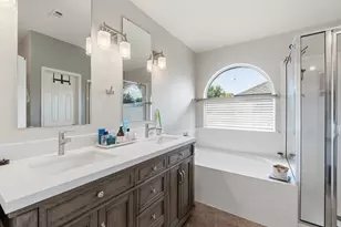 1701 McClannahan Dr, Austin, TX 78748 - Photo 15