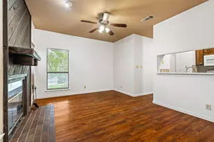 612 Park Pl, Austin, TX 78705 - Photo 3