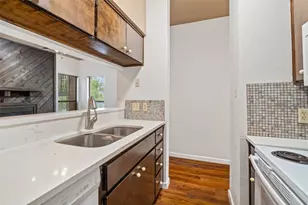 612 Park Pl, Austin, TX 78705 - Photo 9